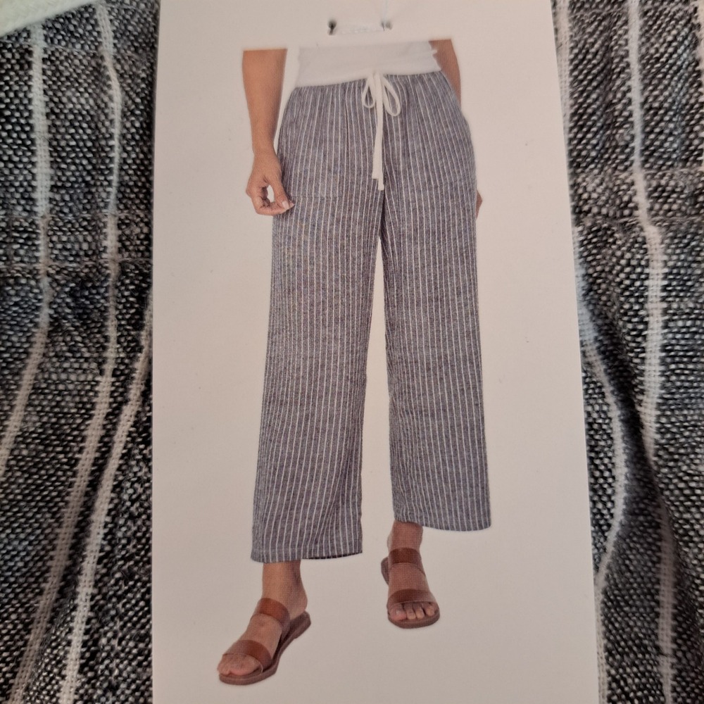 Roxy Womens Pants XL Black NWT Striped Linen Blend Crop 1792-238